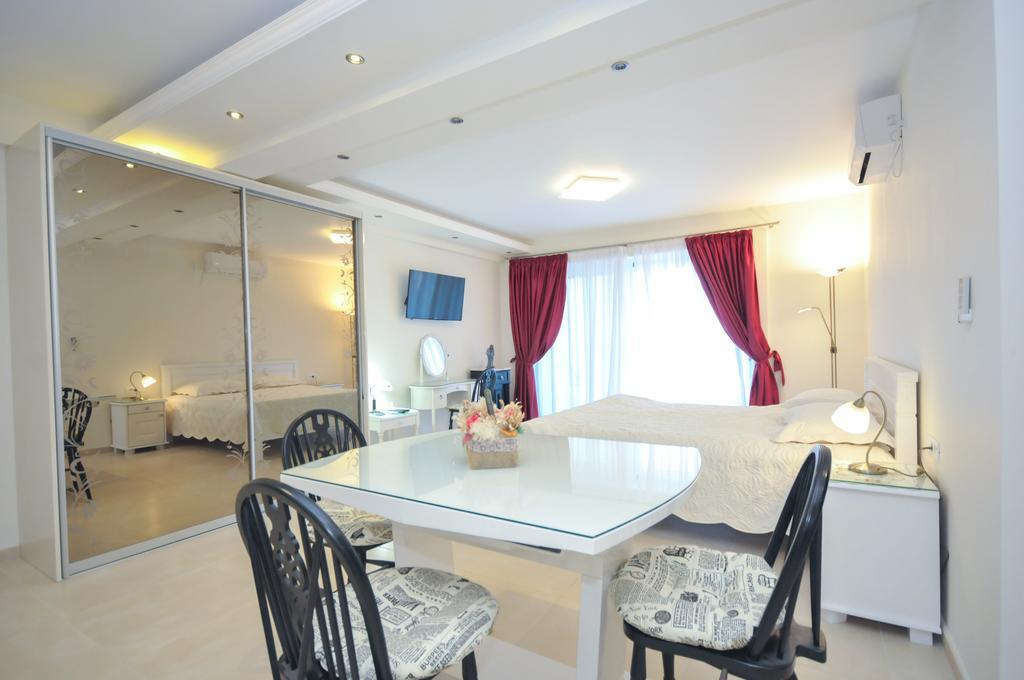 St.George Apartments Petrovac Pokoj fotografie